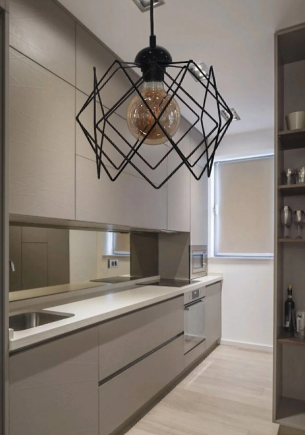 SINGLE CAGE DECORATIVE CHANDELIER