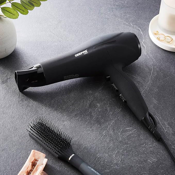 Geepas  Güçlü  Fön Saç Kurutma Makinesi  2200W (86019)